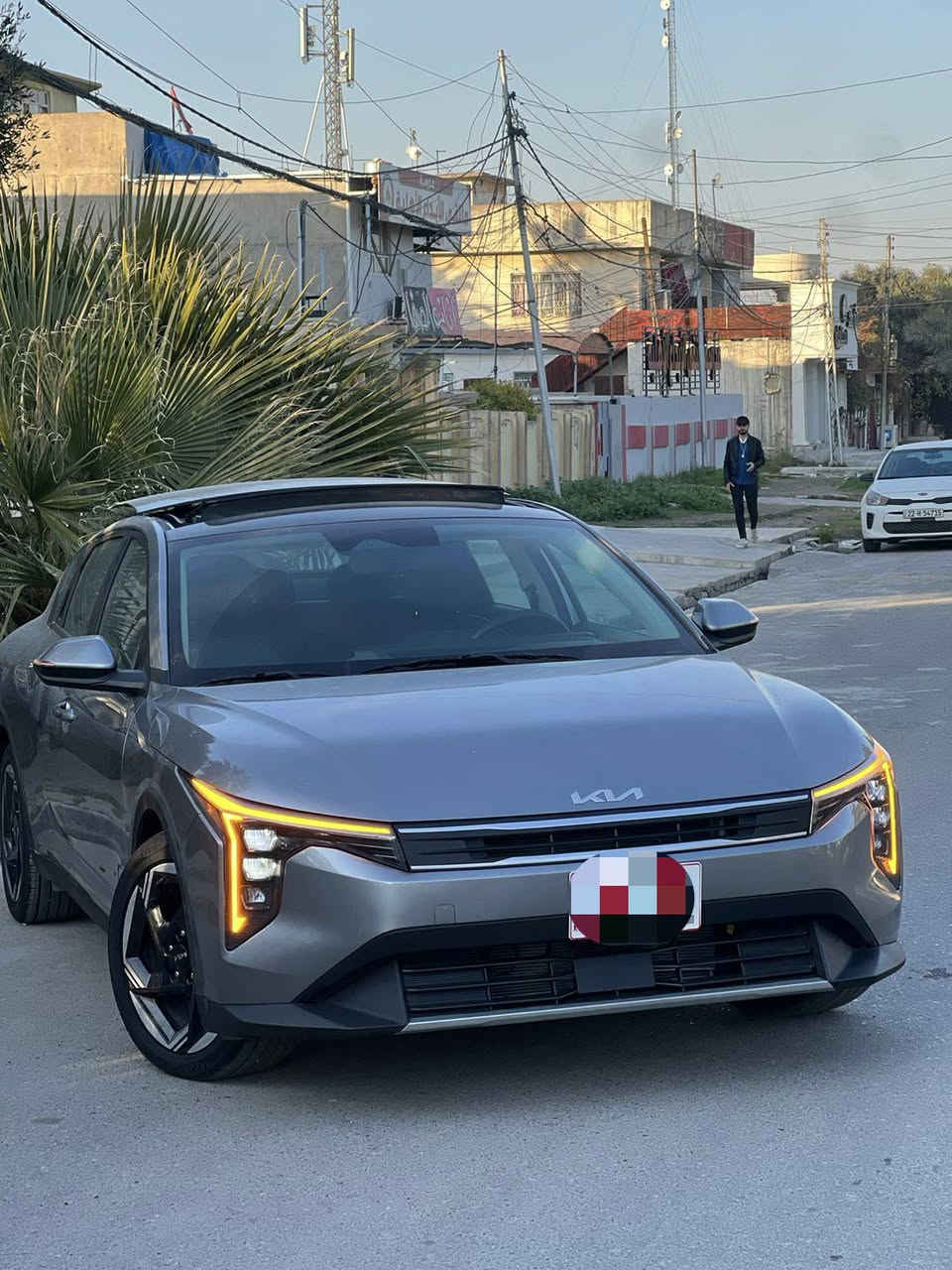 سلام عليكم 
للبيع K4  كلين 
فول مواصفات
تدفئه كشنات 
ستيرن تدفئه 
شاشه كاربلاي نقطه عميه 
بانوراما 
رادرات امامي خلفي 
كشنات جلد 
ماشيه 600 مايل يعني زيرو 
بدون رقم كاتي 
مكانها موصل للاستفسار اتصل ع رقم غير متواجد واتساب ماسنجر للتواصل (***********)
