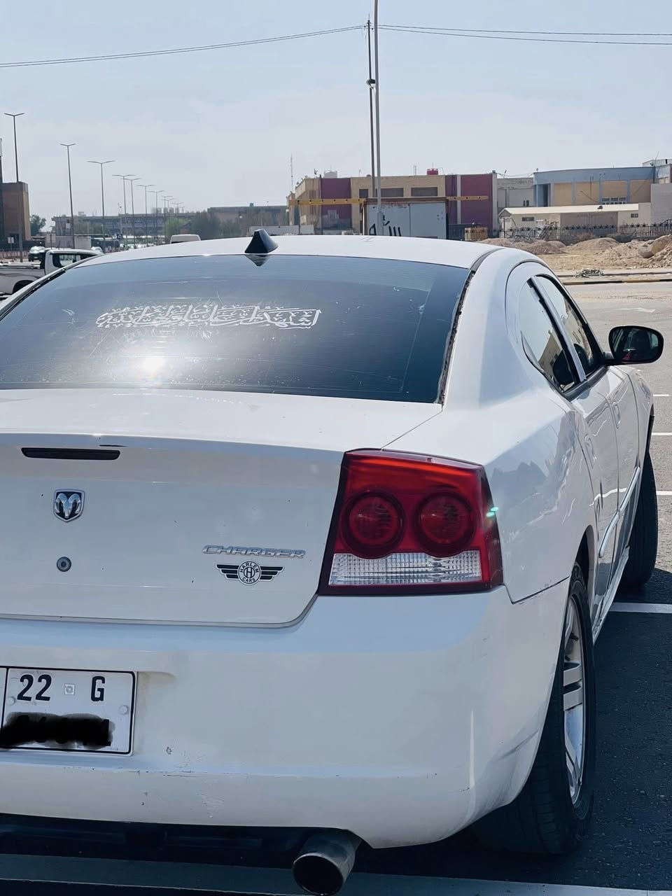 اللهم صلي على محمد وآل محمد
جارجر ٢٠١٠ أدوات أدوات أدوات بيها أرقام وسنوية طبق الاصل 
مكينة ٦سلندر جديدة
كير مكينه حدادية تبريد ثلج كله شغال 
لايتات زنون عالي ناصي 
دواخل جديده توني مدوشمها 
حدادية ٥٠٪؜
_________________________
السعر//٣٩وبيها مجال
المكان// البصرة
_________________________
***********
