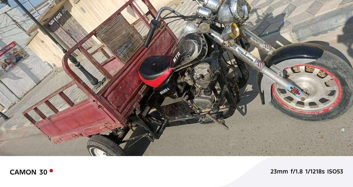 سلام عليكم ستوته للبيع موديل 11اوراق اصولي سعر 850 وبيه مجال مستعجل عله بيعتها  تواير خطه محرك نضيف اكسن شاصي نضيف مكان رميثه شراي يتصل ***********
