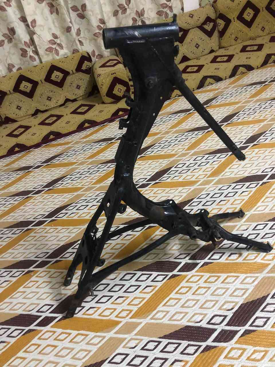شاصي محور جهاز جيب غراضك شده البيع السعر 80  
هاذ رقمي يريده ***********
