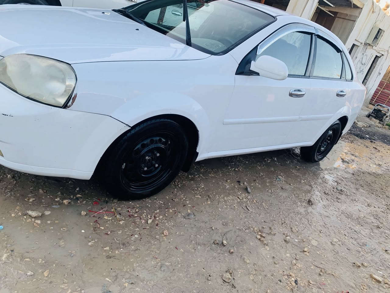 السلام عليكم اوبترا موديل 2011 مكينة نظيفه حداديه نظيفه كير اوتماتيك كهربائيات كله شغاله تايرات نظيفه كشنات نظيفه سنويه غير نافذه السعر 85 وبيه مجال قليل /عنوان /بابل /الهاشميه / ناحيه المدحتيه/رقم الهاتف/***********
