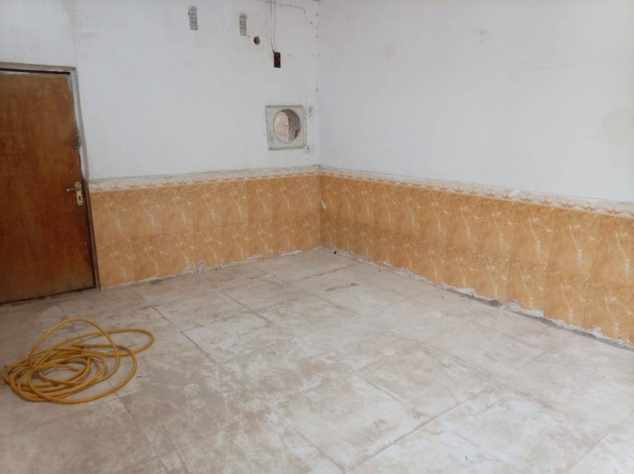 بيت للرهن 100متر جاهز للسكن خلف مسجد السهلة مباشرة طابو صرف كامل خدمات سعر الرهن 15 مليون للسنة وقابل للتجديد الموقع كوفة سهلة خلف مسجد السهلة للأستفسار واتساب ***********
مكتب الموسوي للوسائط العقارية مستعدون لأستقبال عروضكم التجارية والزراعية والسكنية بيع وشراء رهان ايجار
