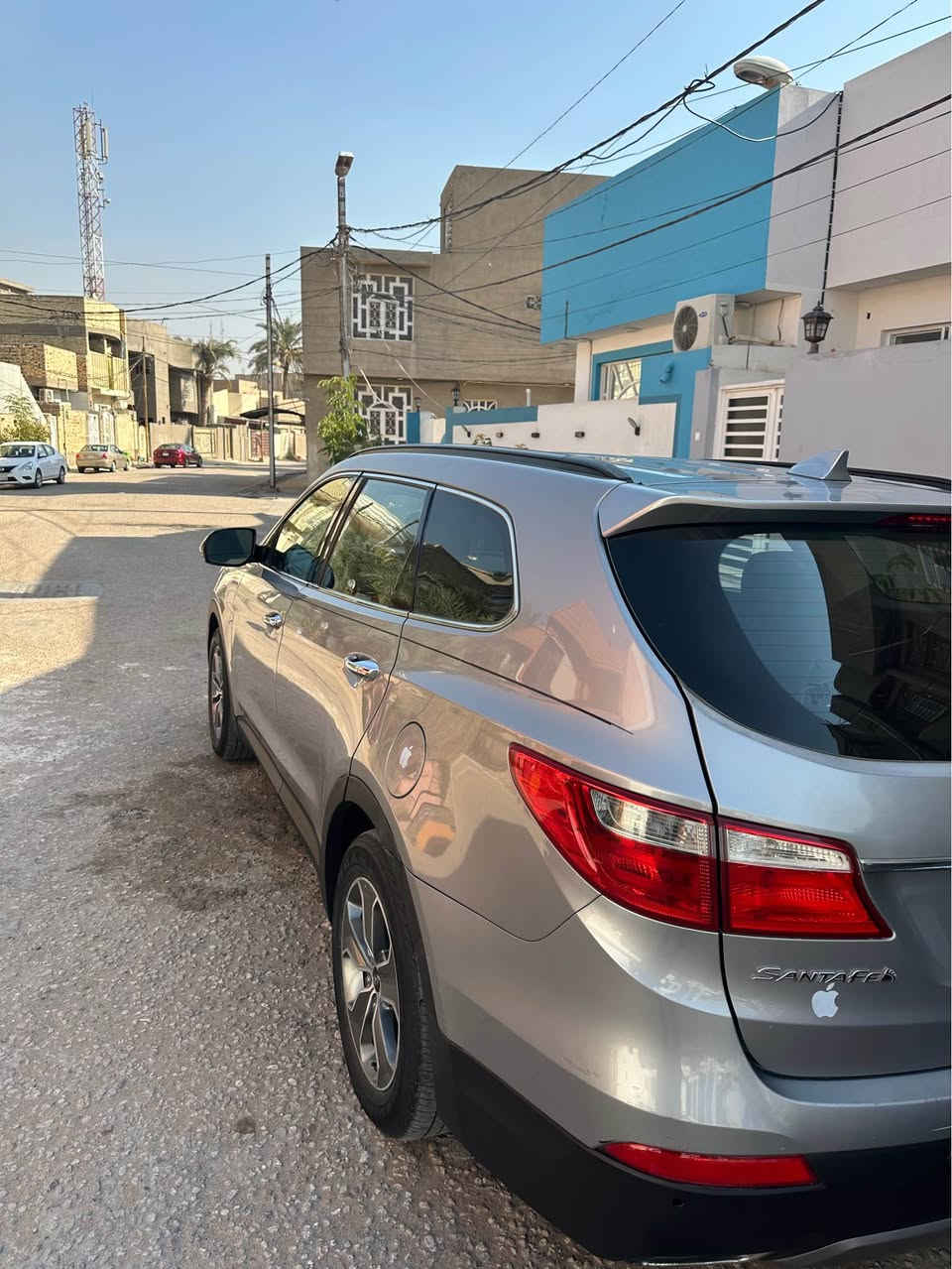 السلام عليكم  

سنتافي 2013
 
رقم بغداد دولي بسمي 

وارد امريكي 

بدون ظرر داخلي شرط 

سته سلند 6V 
 
مكينه جديده مامفتوحه 

كير ستوني مسوي فقط 

حداديه حلوه 

ماشيه 83 

فول مواصفات عدا بنراما 

كامرة خلفية 

شاشة كبيرة

شاشة اعطال

مانع انزلاق 

مانع انحدار 

ثلاث وضعيات قيادة 

سبعة راكب  

فول تحكم ستيرن

ثلاث قطع تبريد

كشن كهرباء

تبريد و تدفئة كشنات وستيرن

مابيها ضرر داخلي شرط 

بيها فقط صبغ صفحه وبنيد اثر جراد 
اني صبغتها 
  
المكان : نجف -كوفه

السعر : 145 وبيها مجال 

*********** النجف, العراق
