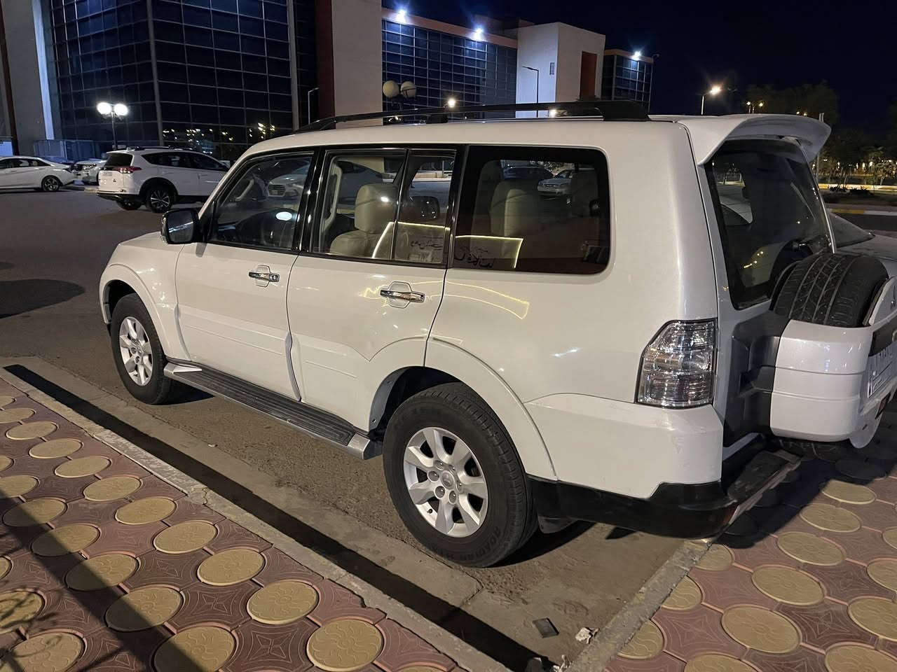 2009 حبتور فول مواصفات مكينه 300 مكفوله السيارة محرك كير شركة رقم بغداد حدادية جديده ماتصرف عليها ربع مكاني الفلوجة السعر 130 $
***********
