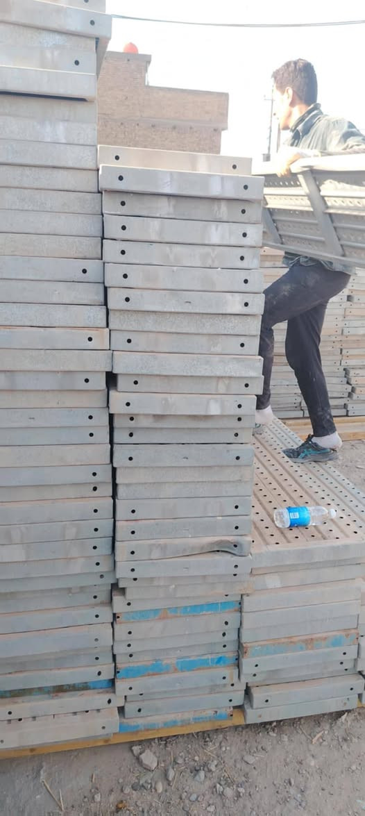 السلام عليكم
دراب للبيع طوله 3متار العرض 40 سنتيم

رقم هاتف/‏‪***********‬‏//‏‪***********‬‏
