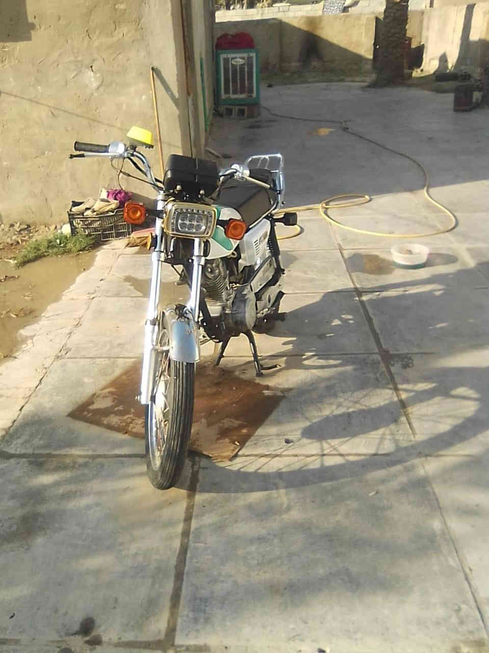 سلام عليكم دراجه اربعه كير خير من لله موديل 16وتعمير كله 25 بس لمكينه ذب دهن جبنه طاكه بيه اوراق صولي ومعامله الرقم كامله بس بصمه لوكيل سعر والستفسار ***********
