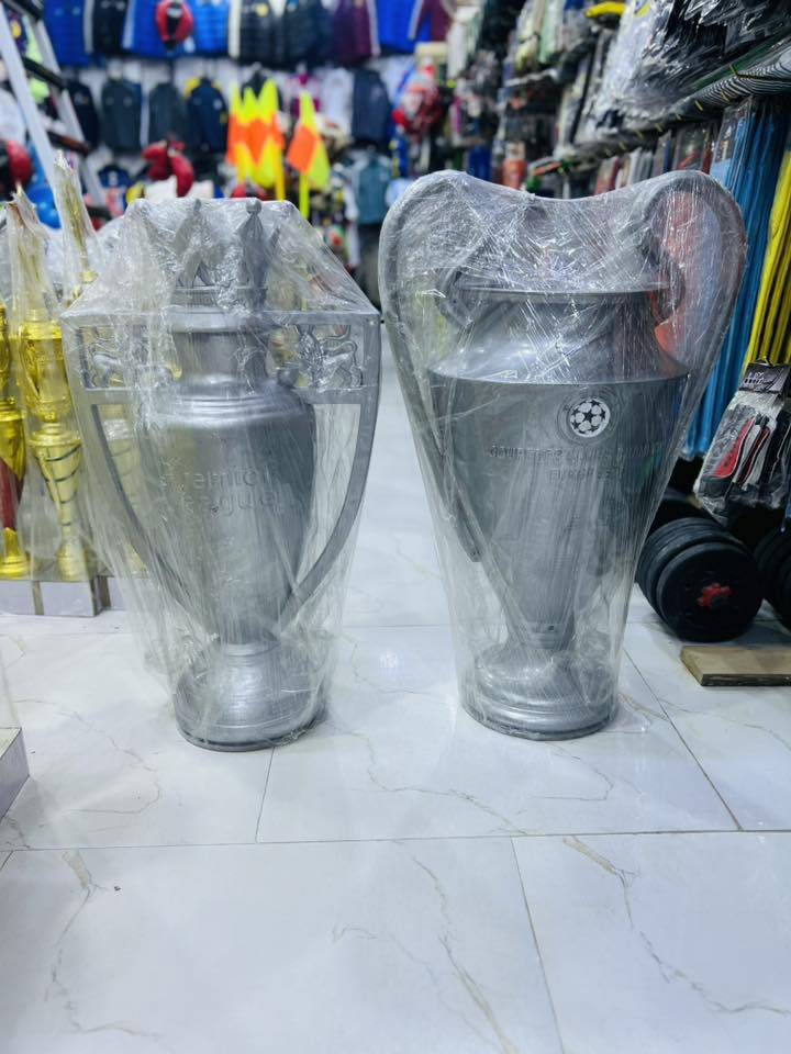 زبائن مجمع ايليا الرياضي 

إلى اصحاب البطولات 
وفرنا لكم جوائز ودروع مميزة 
وأسعار مناسبة 
للحجز والاستفسار الاتصال على الرقم التالي 
***********
واتسااب يتوفر خدمة توصيل كافة المحافظات 
سارع للحجز
