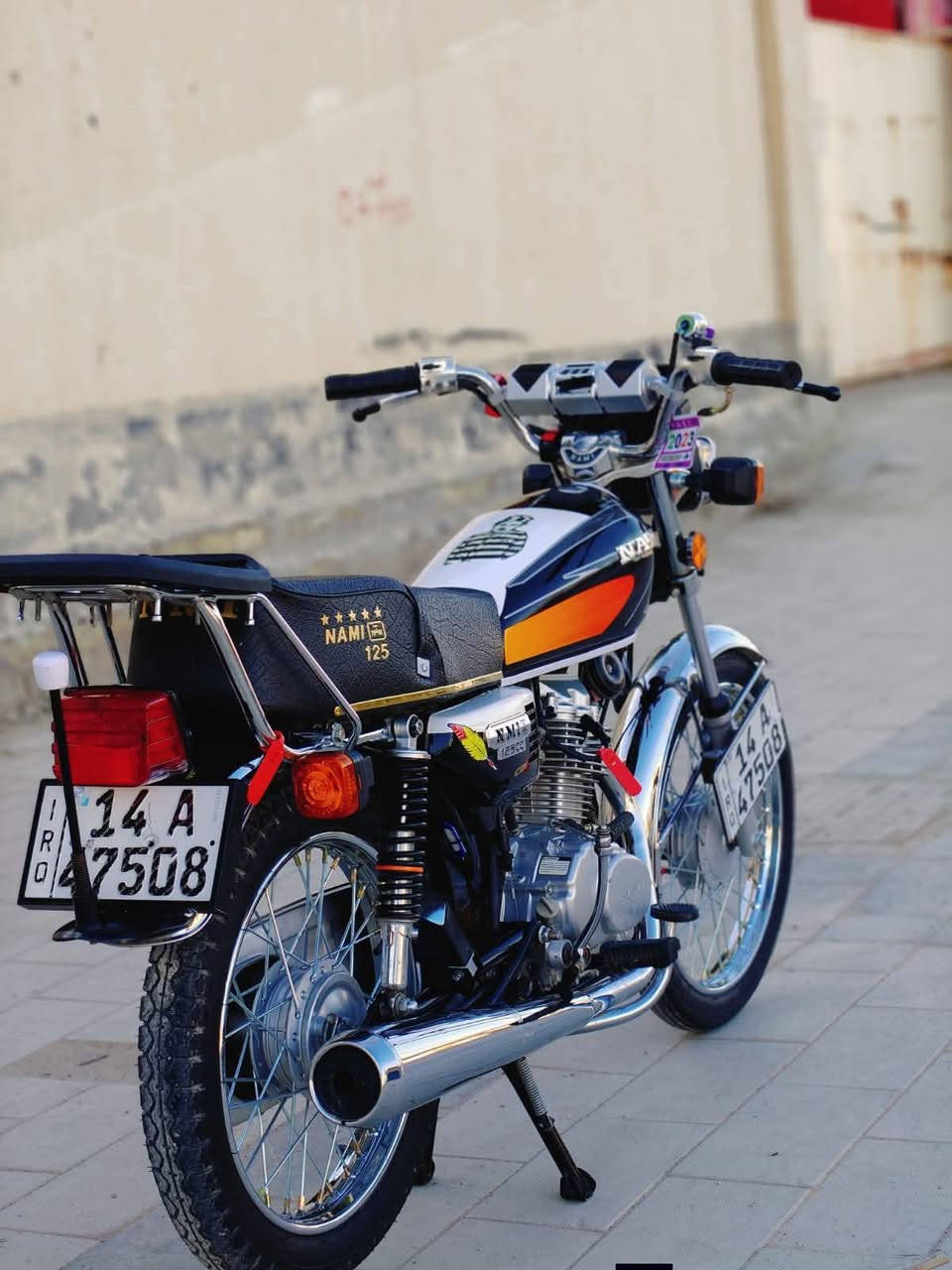 سلام عليكم دراجه للبيع نامه شلامجه موديل2022رقم وسنويه لحد 2028 تحويل ثاني يوم مكان البصره قرنه بني منصور سعر خاص***********
