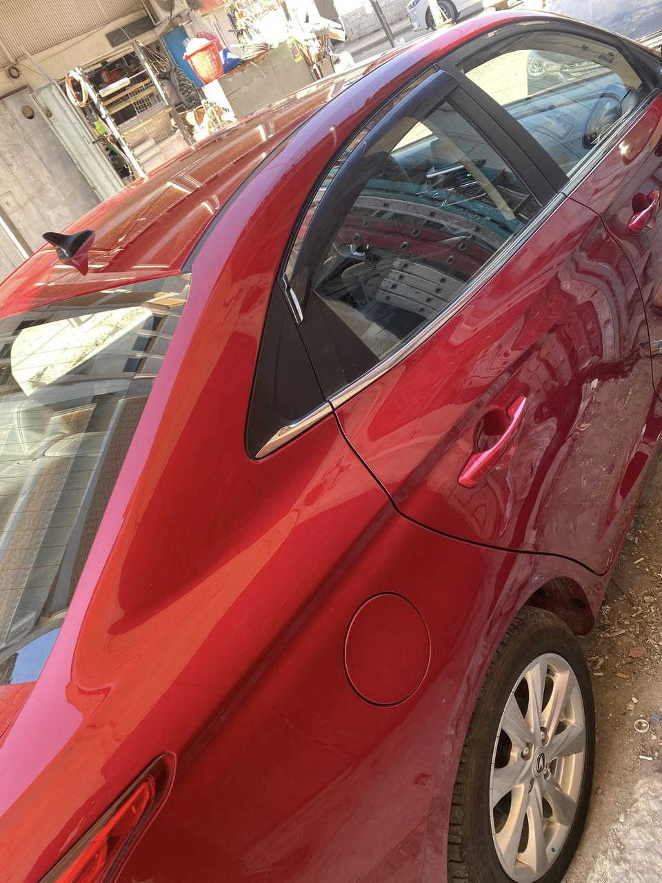 سلام عليكم شانجان L7مديل 2025ماشيه 10الف سياره حلوه مكينه كير تبريد كهربائيات خير من الله 
بيه بارد بلباب بسيط
سعر 103 مجال 
***********
