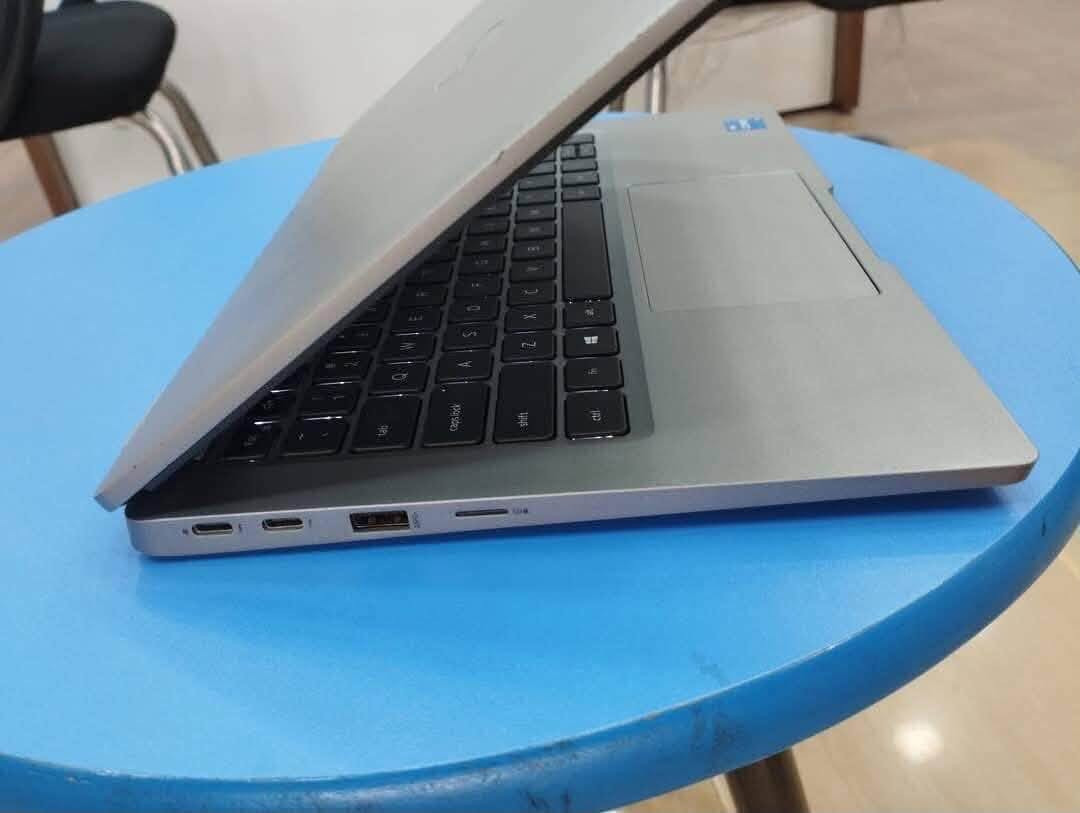 المعادله الصعبه جيل عالي بأقل سعر 🔥🔥🔥

💻 Dell Latitude 5420 

🤩المعالج: Intel Core i5-11th Gen 

🤩الشاشه14" FHD 

🤩التخزين: 256GB SSD – سرعة فائقة في فتح التطبيقات والملفات.
الرام 8 GB – تعدد مهام بلا أي تأخير أو مشاكل.
🤩كارت الشاشة: Intel Iris Xe Graphics 
🤩النظام: Windows 10 Pro – مثالي للمحترفين.
مميزات إضافية: Wi-Fi 6، Bluetooth 5.1، منافذ USB وHDMI.

ما تفوتش الفرصة واحجز جهازك دلوقتي من شركتنا 
🔥الجهاز بيجي بضمان سنه 
14يوم استبدال أو استرجع عند وجود مشكله
🔥يوجد شحن لجميع المحافظات 
متاح الدفع بكافه الطرق 
🔥للتواصل خاص او وتساب علي 01123561154


**إذا كنت صاحب هذا الإعلان وتريد حذفه لأي سبب، رجاءا أرسل رسالة إلى الدعم الفني**