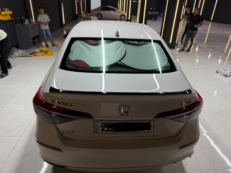 هوندا سفيك سبورت موديل 2023 رقم شاصي موجود بلمنشور 3 قطعه صبغ  حادث خفيف ايرباك بس برده طاك سياره ماشي 46 الف كيلو متر محرك 2000 تنفس طبيعي سياره جاهز من كل نواحي من تايرات و دهن محرك باتري هزه سنويه يعني بدون مصرف
سعر 134 و بي مجال
***********
