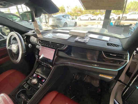 جيب اوفرلاند مديل ٢٠٢٣ خليجي كفالة عامة
ماشي ٣١ الف كيلو 

فول موصفات ٣ شاشات 

نطام تعليق هوائي 

كشنات مساج + تدفئة وتبريد 

السعر ٤٥,٥٠٠ 

الرقم ***********
