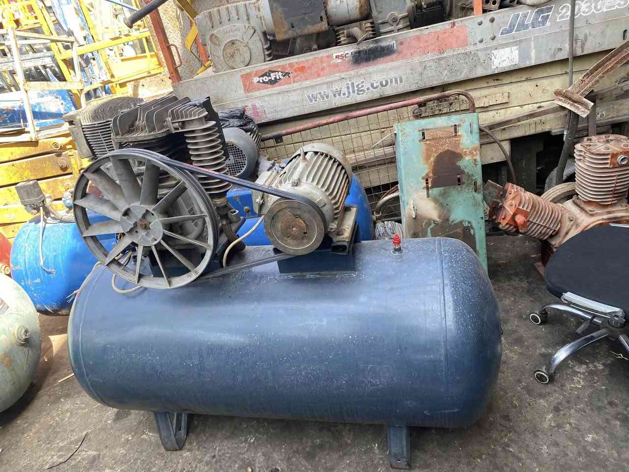 بغدادمحلات رائد ابو مصطفى باب شيخ ***********/***********
