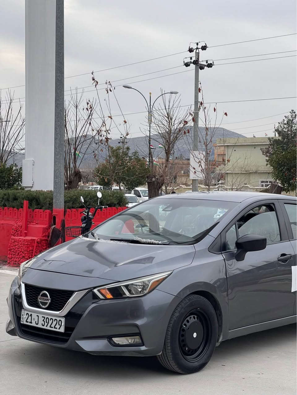 ***********✅
با ناوی خودا 

نیسان ڤیرسا بۆ فرۆشتن مودیل 2020 
ی مواسفات s و بەسمەیەو  رادارو فولە بەس سلایت نیە  🔚
43 هەزار ڕۆشتوە بەردی گزۆزی بیلادی تێدایە▪️
3 بارجەی بویاغە ✅
سەنەوەی تازەیە بەناوی خومانە بەشەرتی بەناوکردن وەکالە تا 2029 نوێە ✉️
کیرو مەکنیە بەشەرت  تەقەورەقەی نیە⌛️
کامل کامل سێرڤس عام کراوە ✅
رەقەم سلیمانی
شوین رانیە 
رەقەم مۆبایل *********** رانية, السليمانية
