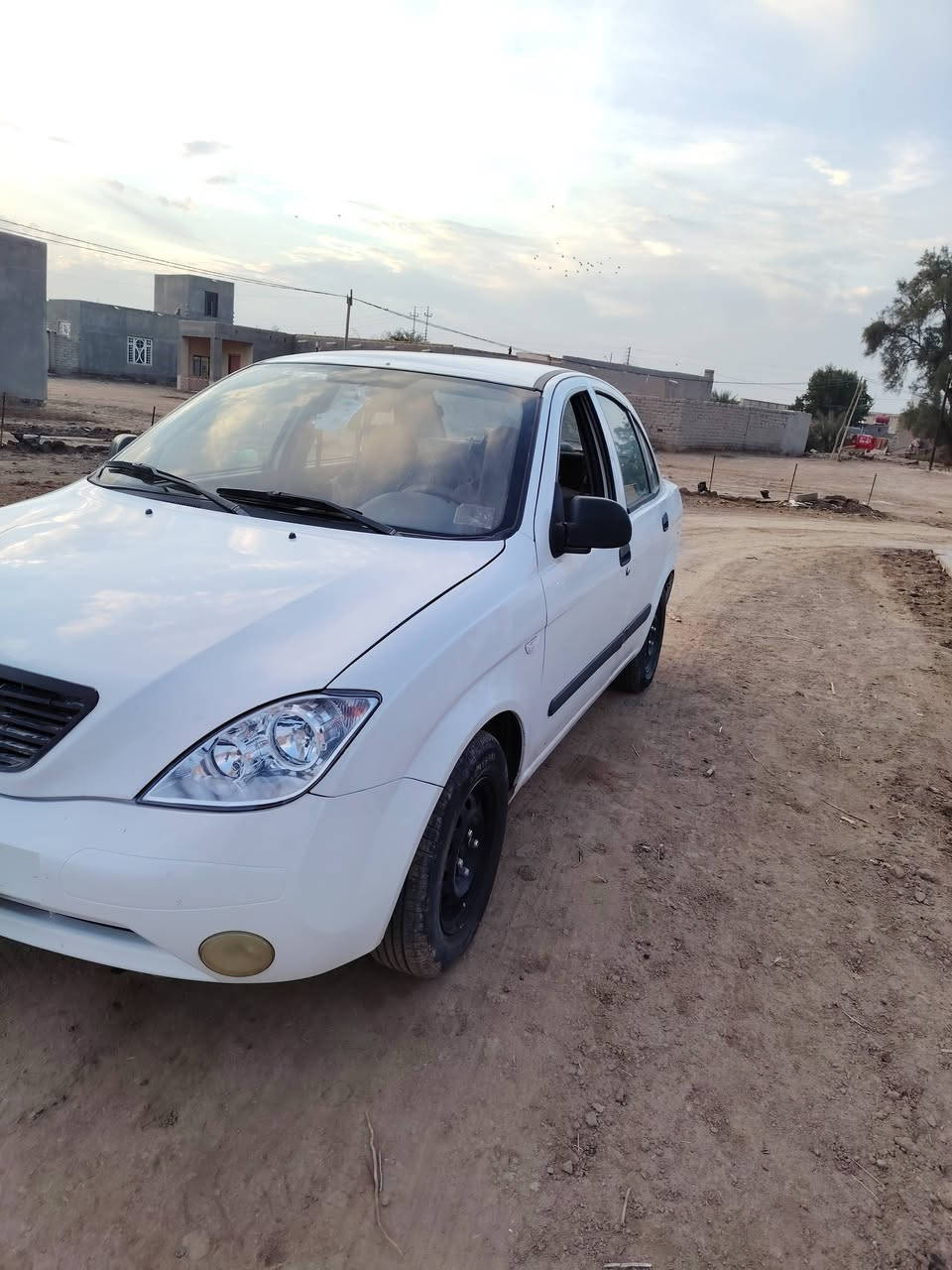 سلام عليكم
طيبه موديل 2014 
رقم ذي قار
مكان ناصريه غراف طلاحبه 
جاهزه سياره 
مكلف بنشر 
الاستفسار ع رقم ***********
