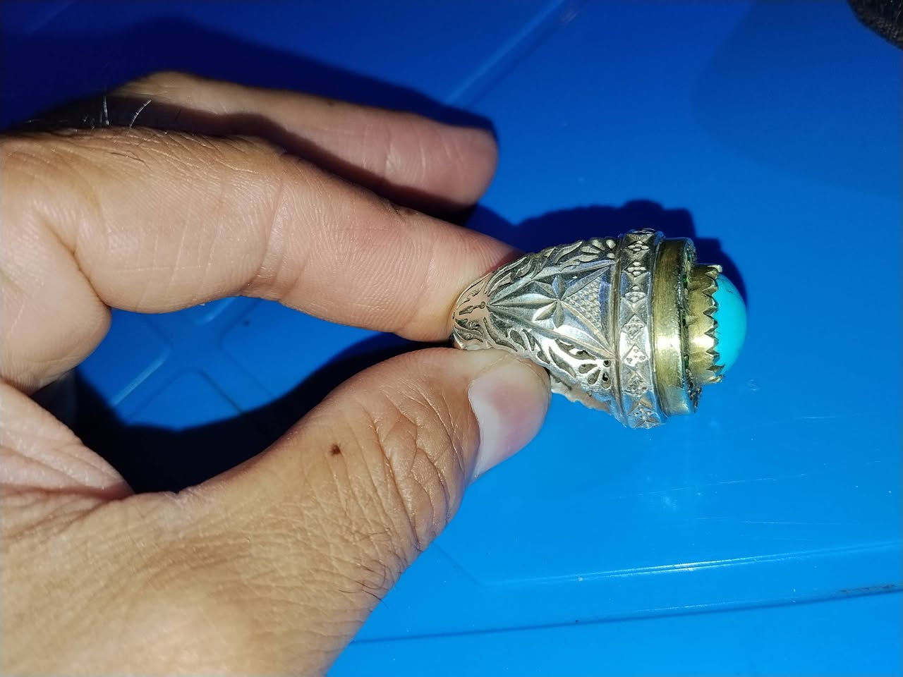 السلام عليكم فيروز اصلي شرط ومراجن بيع او مراوس بزنجيل ثكيل كربلاء حي العباس  توصيل ماعدي ***********
