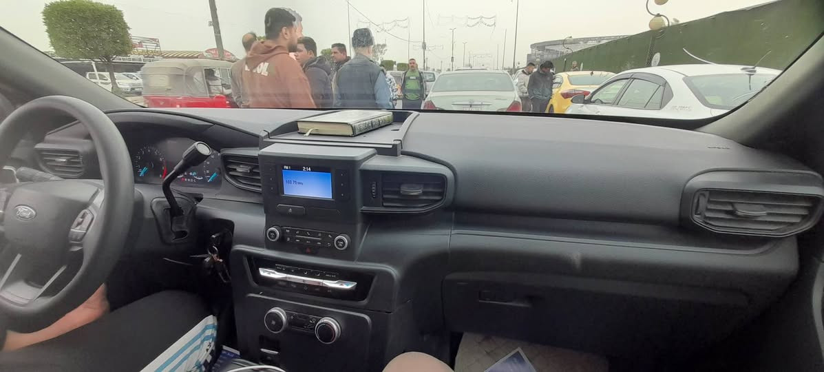 فورد اكسبلور ٢٠٢٣ بوليسي ٥ راكب رقم جديد سنوية جديده بااسمي تحويل حادث خشم جاملغ وبنيد وراجع بلاد سياره حداده جديده  فقط تريبات بسيطه السعر ٢١٠ وبيها مجال استفسار ***********
