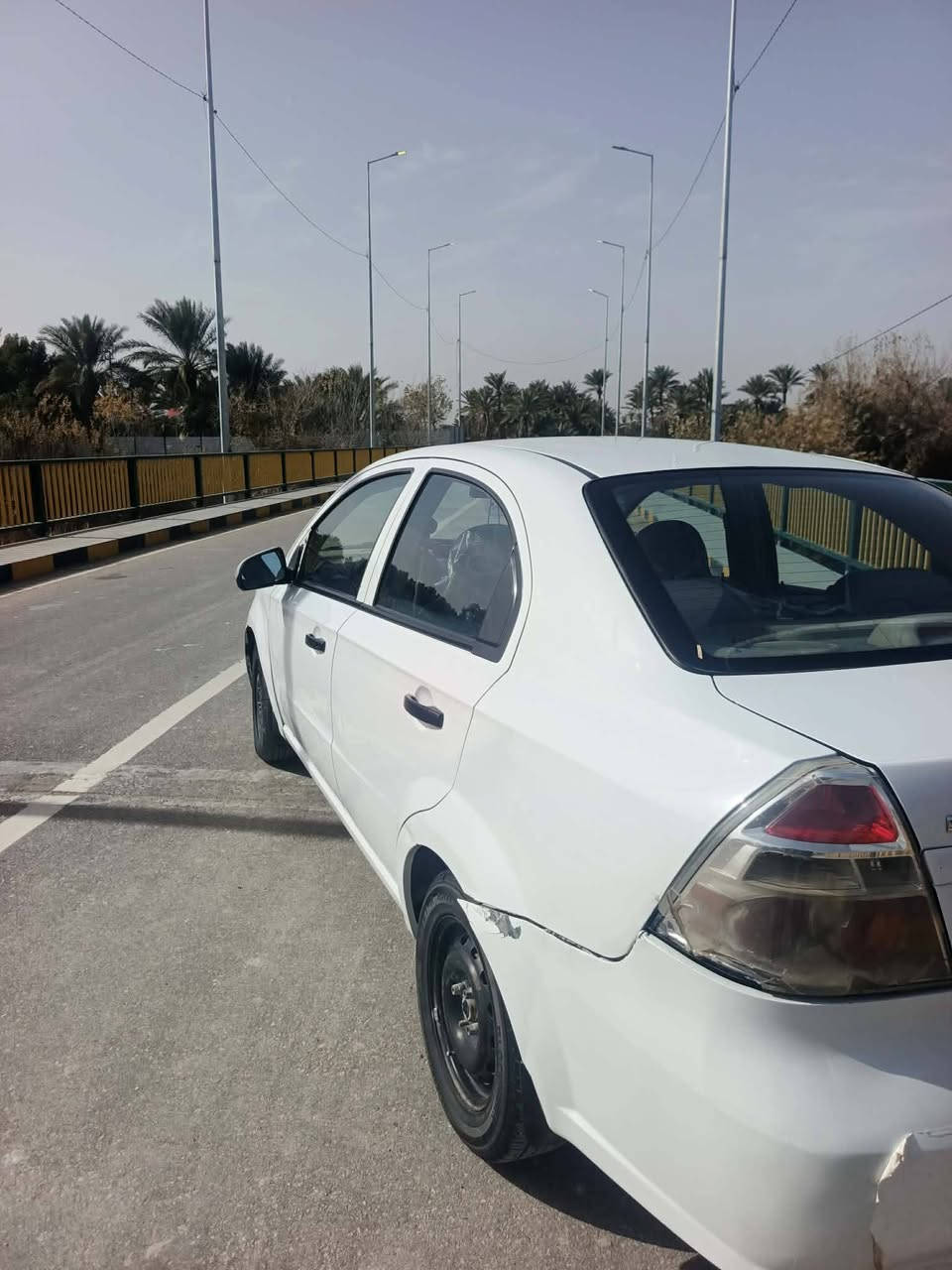 سياره افيو موديل ١١  مفتوح   محرك  نضيف تخم تاير جديد تبريد شغال حداديه جديده كير جديد محرك نضيف  بيه ضربه بل باب الأيمن  سعر ٦٥ وبيه مجال   ما متواجد عل فيس هاذ رقمي ***********
