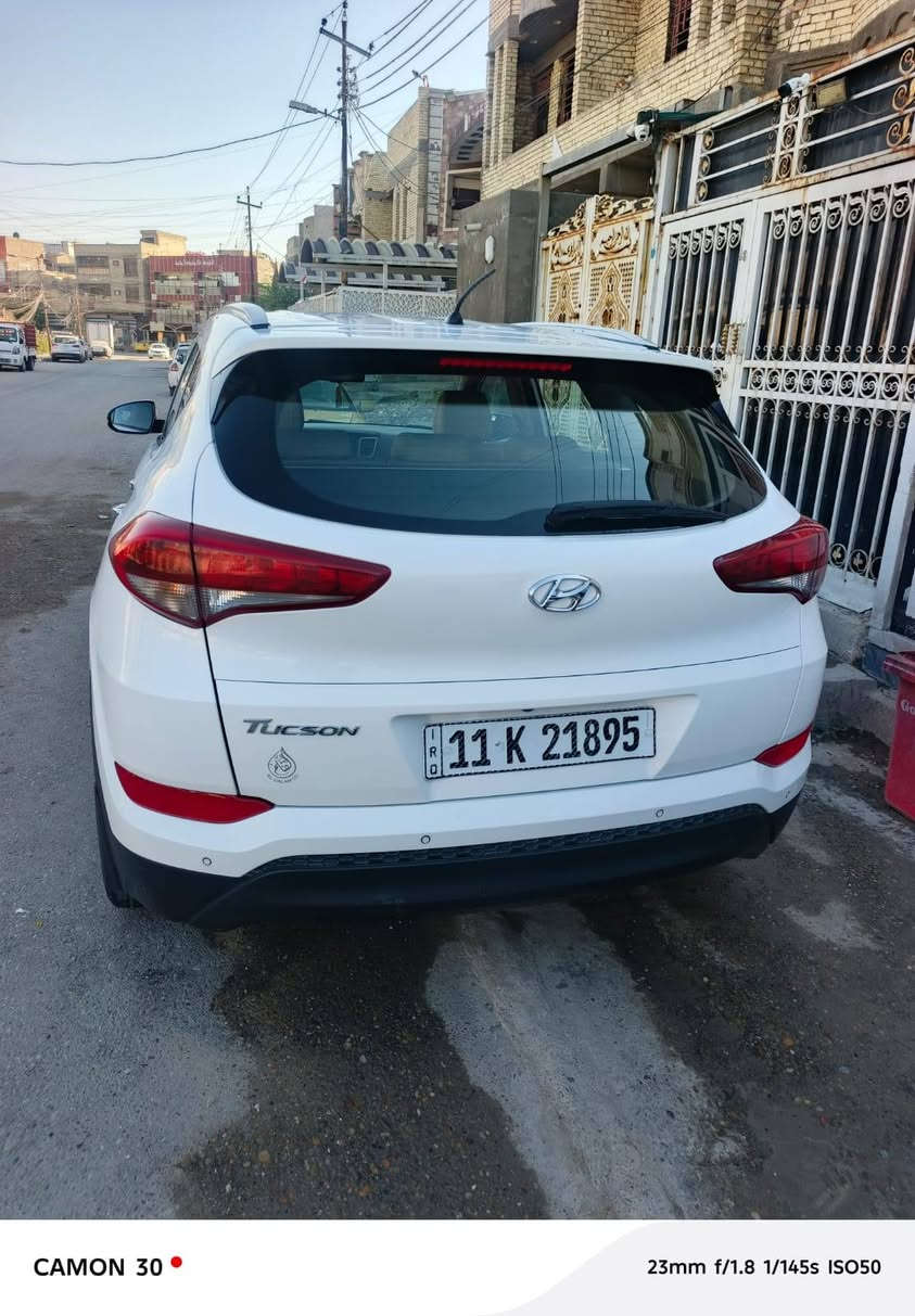 توسان مديل ١٧ قطرت صبق وبارد مابيهه بس خدوش تحكم ستيرن يسره ويمنه اشاير بل مري جامات شفط مري شفط كير ومحرك ما مفتوحات ماشيه ١٤٠ بغداد بسمي السعر ١٧٠ وبيه مجال حك الجيه سايد برك بلرجل


**إذا كنت صاحب هذا الإعلان وتريد حذفه لأي سبب، رجاءا أرسل رسالة إلى الدعم الفني**