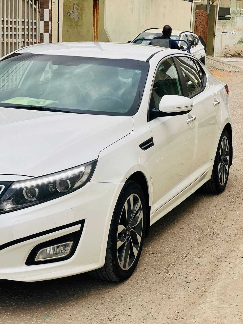 السلام عليكم
كيا اوبتيما للبيع موديل 2014شكل ال15
السياره مكفولة كفاله عامه حتى الدعاميات بدون صبغ بدون بارد 
السياره رقم اربيل الدولي تحويل مباشر سياره جاهزه للخير كله عل بلاد
مواصفات السياره سعودي بصمه تشغيل بصمه ابواب ستيرن رياضي دشبول كادنزى تبريد قطعتين تحكم انضمه قيادة كروز سرعه حساس امامي خلفي 
السياره ماشيه 97اصل محرك دوش 2400برغي مامفتوح 
مكان السياره بابل الحمزه الغربي 

رقم الهاتف ***********
رقم الهاتف *********** حلة, بابل
