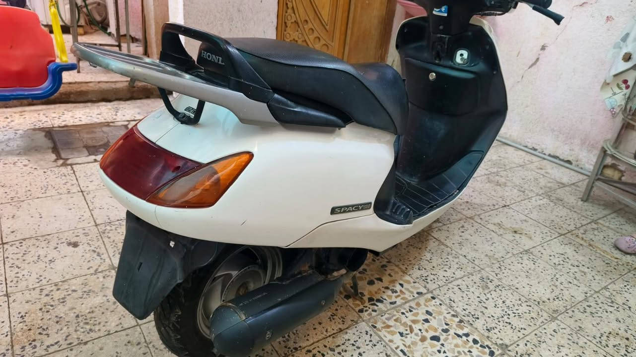 سبيسي للبيع دراجه نضيفه مال جناي مكلف بالنشر لستفسار***********
