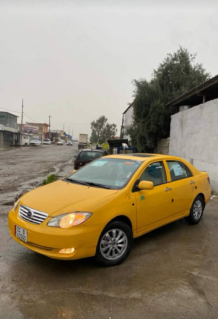 السلام وعليكم
BYD F3
2011 
 مكينه وكير شرط قبل اسبوع عمرتها رايمن✔️
 تبريد ثلج شرط✔️
 داخل دوشمه جديده ✔️
طخم  كله جديد ✔️
قفل مركزي✔️ 
سلايت ✔️
كلشي بيها شغال سياره جاهزه ✔️
السعر 58 وبيها مجال قليل ✔️
بدون مراوس ✔️
العنوان موصل الايسر 
للاستفسار ***********

