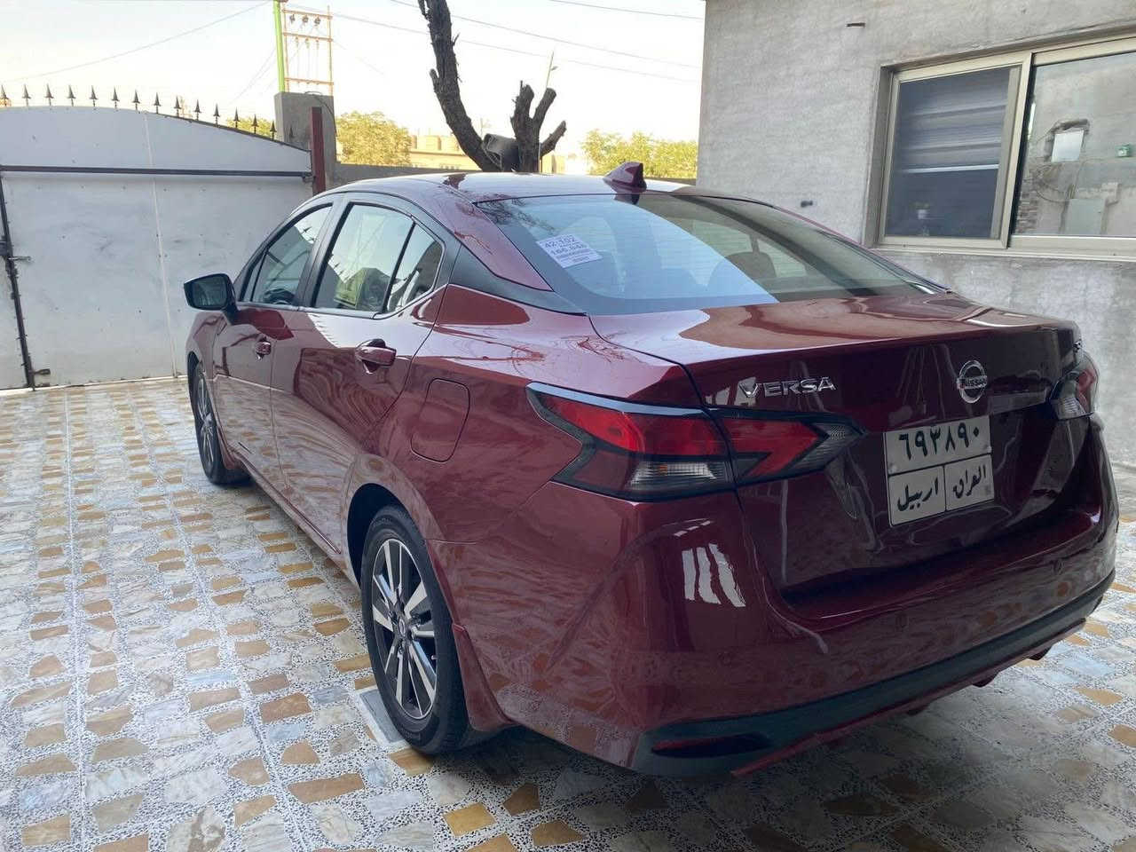 سلام عليكم 

نيسان فيرسا 2021 

الضرر / فقط صندوق بدون دواخل 

عداد السير / 50 الف 

مواصفات SV 

سنويه هزه كامل جديد 

رقم صاحب السيارة / *********** كركوك, العراق
