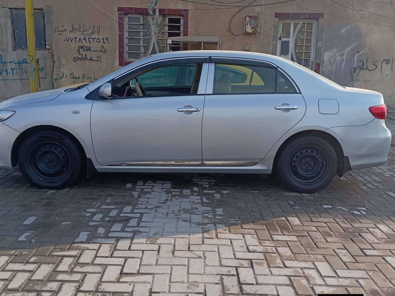 سلام عليكم كورلا 2013 خليجي بدون صبغ بيهة جاملغ مبدل فقط لا تصليح ولا تعمير دكه جاكوج مابيهة مكينه كير صدر امامي خلفي كلهة جديد تبريد ثلج داخل كلهة بلادي تخم تاير جديد مكاني غزاليه شارع البداله 
السعر 120 
رقمي *********** بي وتساب
