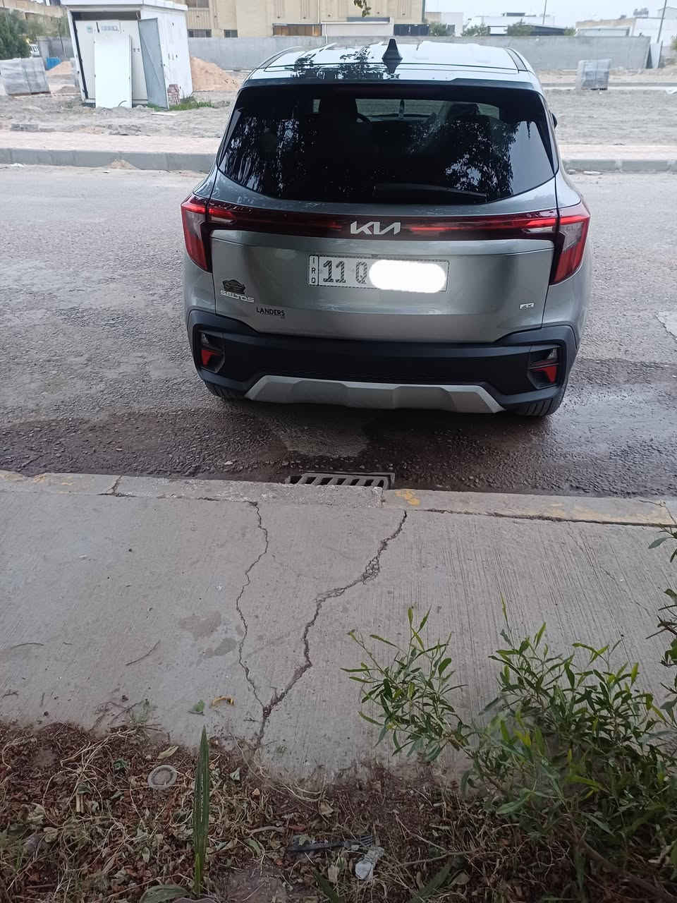 كيا سيلتوز موديل 2025 وارد امريكي محرك 2000  ماشية 8500 ضررها قطع واحد بنيد  مبدلل  وقابل  للزيادة السعر 160 مكان السيارة الكرخ شارع حيفا  رقم ***********
