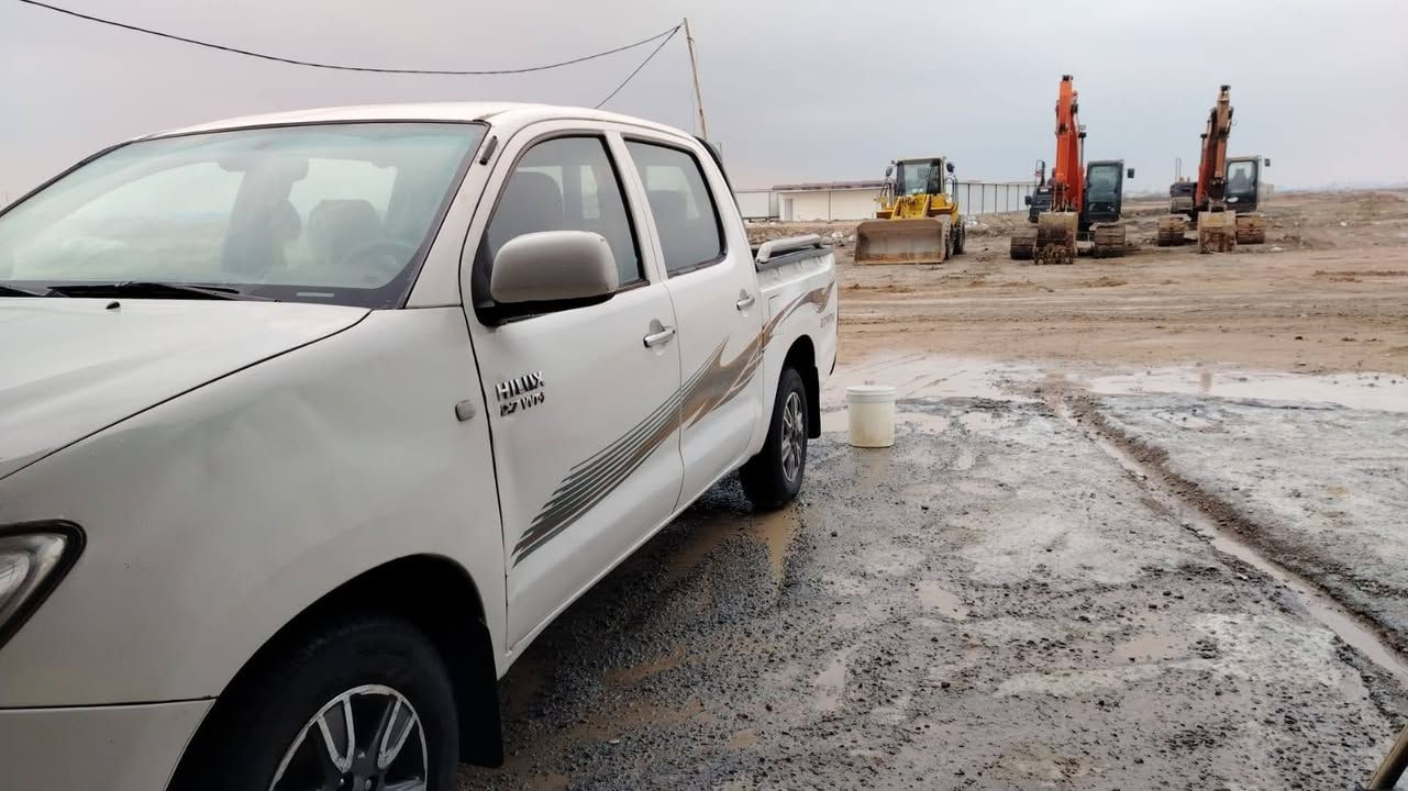 السلام عليكم
سياره 2011 
سعودي
شاصي 12 
بيها ضربه بالقماره والجاملغ 
رقمها ميسان، السياره تخم تاير 
حداديه مضبوطه
السنويه لل27،السياره بسمي تحويل ثاني يوم 
السعر 125 وبيها مجال ان شاءلله

العنوان بصره الدير 
تفاصيل اكثر اتصال ؏ الرقم ***********
