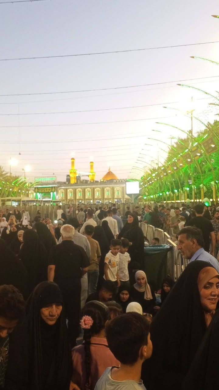 يالله بلاش بلاش يوم الجمعة ساعة عشره ليل نجف ولمقبره وكربلاء المقدسة العلويه شريفه مبيت في كربلاء سارع في الحجز اخر خمس مقاعد سياره حديثه تجيك لاقرب نقطه داله اتصل وتساب ودلل خادمكم ابو ايه ***********
