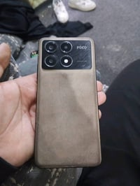 عيوني الجهاز مصارله سنه يمي ماخذه جديد اول واحد استخدمه اني الجهاز كام...