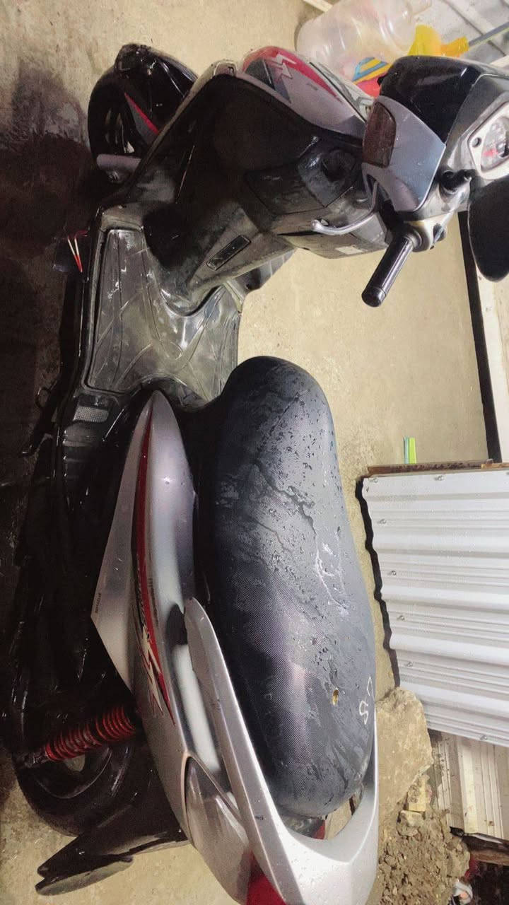 السلام عليكم
سكنس كوري نثيه للبيع
كلجات جديد
مكينه جديد
٥٠٠ بيها مجال
الشعب ***********
