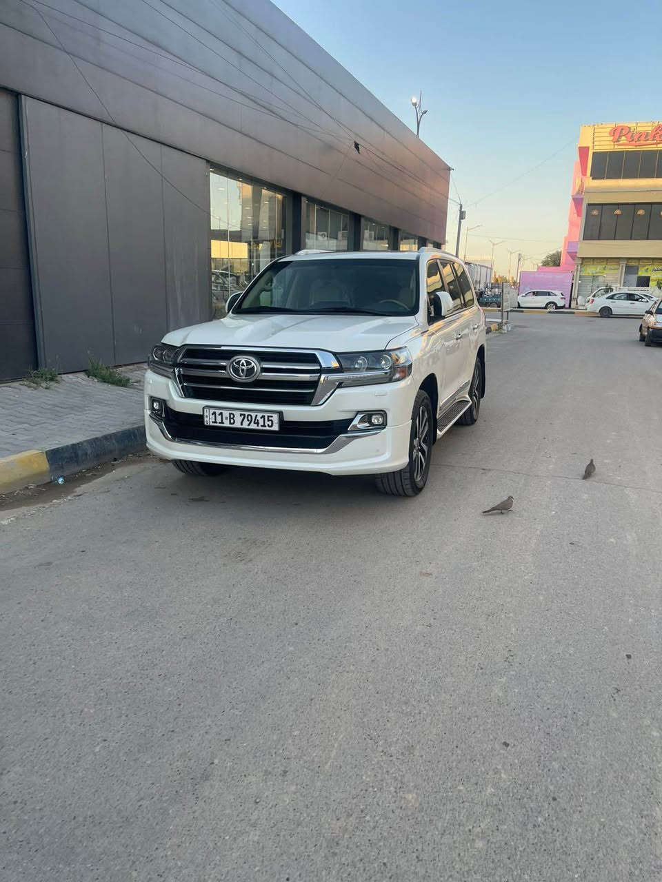 لاندكروز 2019 گراند تورنك 
(بسعر مناسب )

رقم بغداد تحويل مباشر 

محرك 4000 تنفس طبيعي 

السيارة ماشيه 131 الف / كم 

مكفوله من كلشي ماعدا الجاملغ الأيسر الامامي 
صار بي ضربه وشخط وتبدل مال شركه ب20 ورقه 
ماكو اي ضرر داخلي فقط تبديل باقي السيارة كفاله من الشخط 

مكان السيارة الكوت 

السعر : 460 وبيها مجال بسيط للشراي 

للأستفسار : *********** بغداد, العراق
