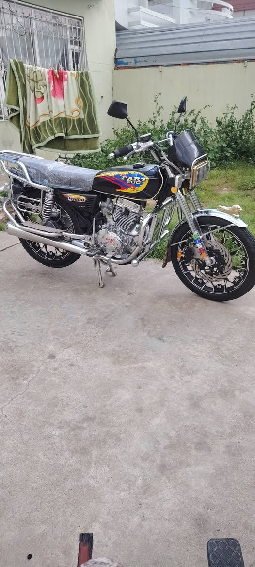 بارت عنتاني سوري اصلي مديل 24 منفس شرط اصلي ماكينة ٢٠٠ للبيع السعر خمس ونص ورقة ٥٥٠ $
***********
