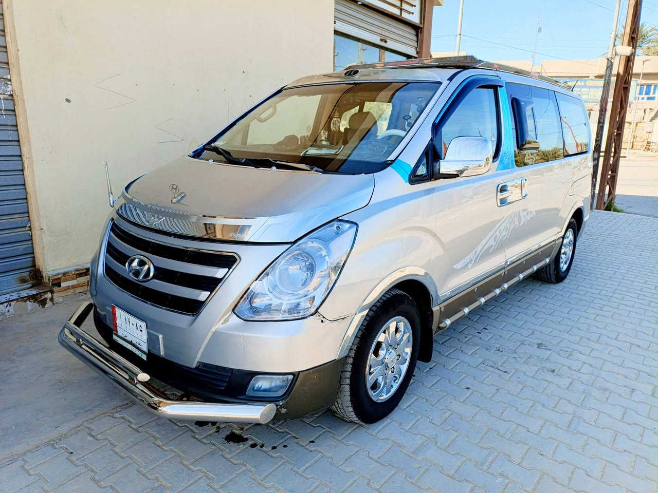 سلام عليكم ستاركس للبيع موديل 2009 رقم بغداد بسمي بيها قطعتين صبغ فقط بدون دواخل بس رش باب سلايت وجامرلق خلفي بدون معجون والباقي كفاله كير محرك مكفولات كهربائيات كلها شغاله تدفئه تبريد ثلج صدر جديد تخم تاير جديد السعر 123 اتصال ***********
