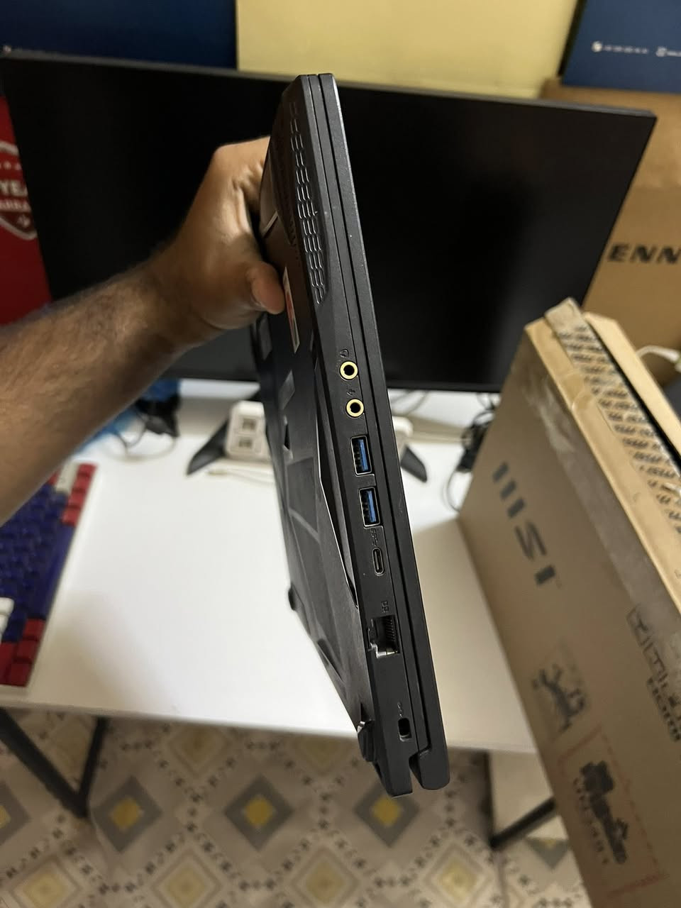 لابتوب للبيع.
i 7 gen 11 H

3050 4GB

Ram 32 Adata 3200

ssd512

كارت داخلي ٨ كيكا

السعر النهائي ٨٥٠ الف 

مكاني ديوانيه ماعندي توصيل. 

الجهاز معتني بي 

كل ٦ اشهر ابدله معجون حراري. وطورت راماته من ١٦ ل ٣٢. 

ومشتغل علي برمجه وبلندر وجميع برامج ادوبي. ماعانيت من اي مشاكل. 

سبب البيع اريد اشتري اقوه

يرهم للمراوس باقوه وانطي فرق ماكو مشكله .


**إذا كنت صاحب هذا الإعلان وتريد حذفه لأي سبب، رجاءا أرسل رسالة إلى الدعم الفني**