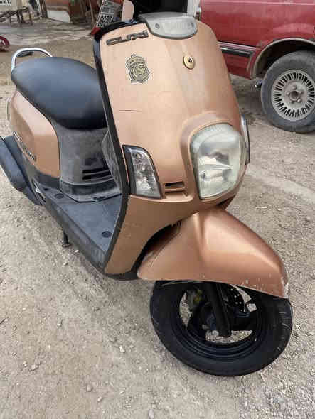 السلام عليكم شباب ماكس بوليس لبيع دراجه جديده بلاديه كله بلاد كله شغال مابيه نقص مختمه كابريتر بلاد دراجه جاهز مكينه بلاديه  سلف هندر شلعه معدل ما ملعوب بيه سعر 675 وبيه مجال مكان بغداد الرقم ***********
