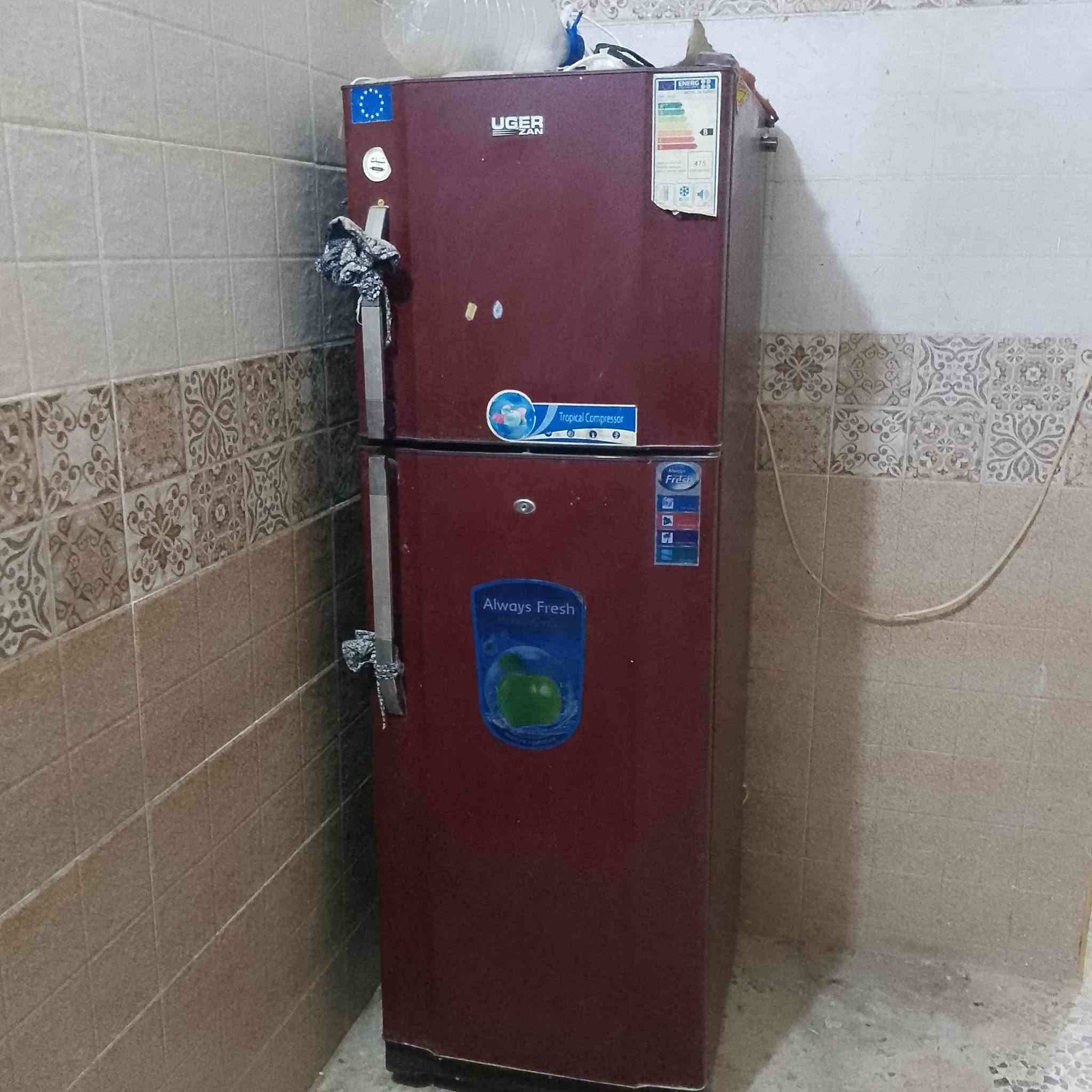 مكلفه بالنشر ثلاجه تركيه كبيره للبيع مستخدمه كم شهر وطباخ ايطالي  فرن مالته شغال محتاجين


**إذا كنت صاحب هذا الإعلان وتريد حذفه لأي سبب، رجاءا أرسل رسالة إلى الدعم الفني**