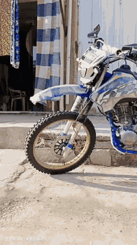 سلام عليكم قفاز للبيع CRXموديل24مكفول كفاله عامه أوراق كلمله محرك 250 سعر 1450وبي مجال لاستفسار عل رقم *********** المو شراي لاتعبني ولا تتصل وله تكسر بسعره المكان صلاح الدين قضاء دجيل
