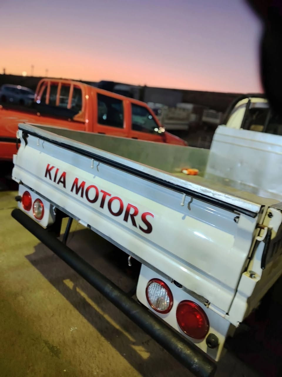 سلام عليكم
كيه حمل رقم كركوك مشروع وطني شرط التحويل 
شاصي محرك گير اكسل بل شرط 
السعر 135
الرقم /***********/
