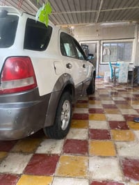 سورنتو للبيع ٢٠٠٦ رقم انكليزي مكينه وكير ذي ذي تي شرط جدد والضمان لسه ...