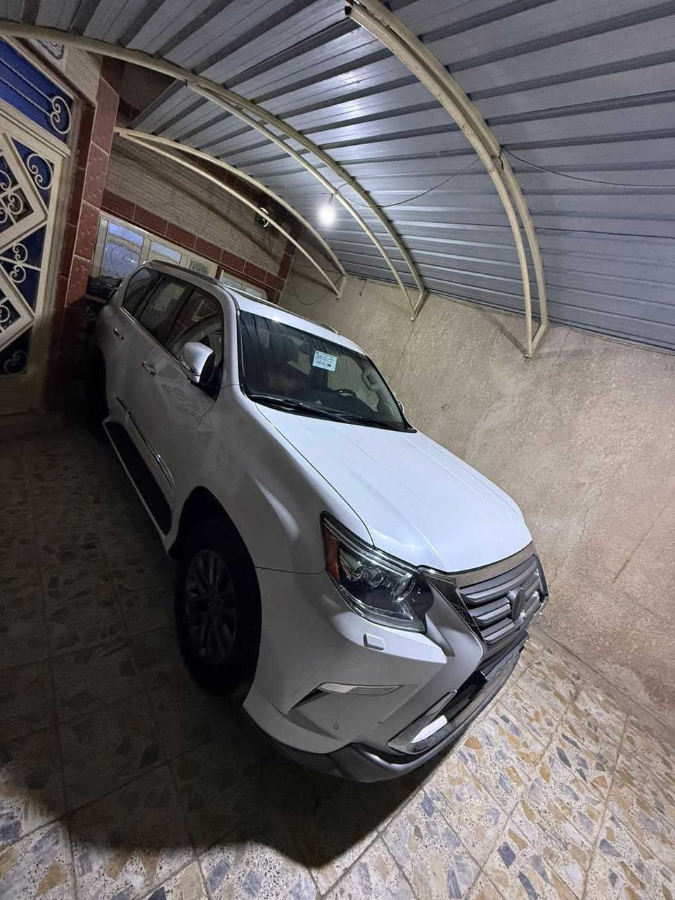 لكزس برادو GX460
2018  مكفولة من الصبغ والتبديل فقط تكحيل جدآ بسيط 
رقم اربيل باسمي تحويل مباشر 
فول مواصفات اصل باب اول بريم اعلى مواصفات بالكزس
- رادار أمامي + جانبي (نقطة عمياء)
- ⁠جكات 
- ⁠3 شاشات +4 كاميرات 360 درجة
- ⁠داخل قرميدي
- ⁠كشنات كهرباء تدفئة تبريد + كشن السايق خزن ميموري + كشنات خلفية كهرباء
- ⁠13 سماعة + دمام 
- ⁠ستيرن كهرباء خزن + تدفئة
- ⁠فتحة سقف 
- ⁠بصمات 2 مع كودات 
ماشية 104 الف 
السعر  40 الف (4 شدات) وبيها مجال 
رقم الهاتف ***********(واتساب موجود)
***********
