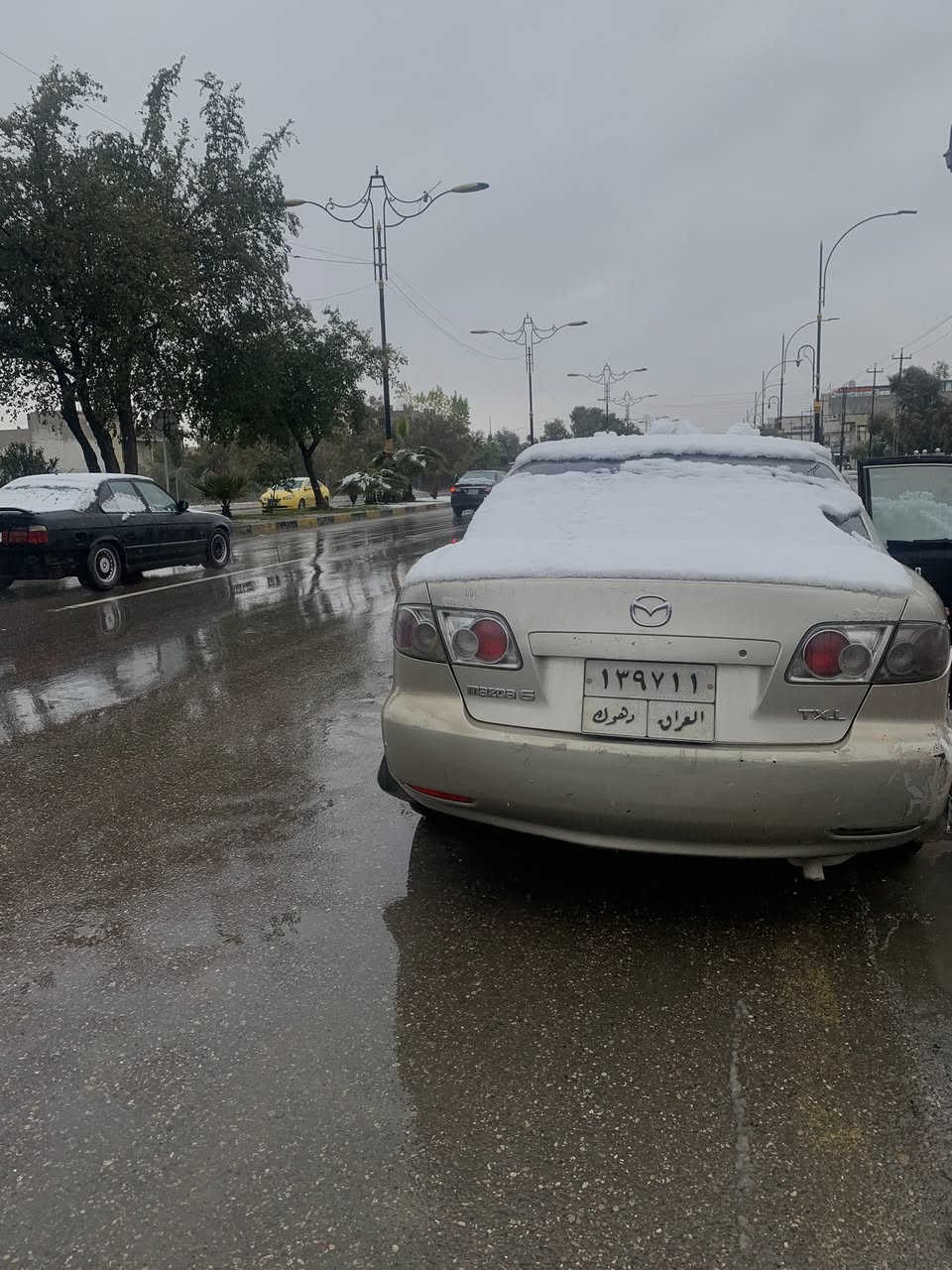 السلام عليكم 
مازدا زوم 6 
مديل 2003
رقم دهوك شرط التحويل 
مكينه بدون vvt المرغوب 
بيها قطعه وحده مبدلة نفس اللون 
كير AT المرغوب 
تبريد ثلج ❄️ ❄️ 
(السيارة بيها تفاصيل السعر مناسب )
للاستفسار التصل على الارقام 
*********** اسيا
