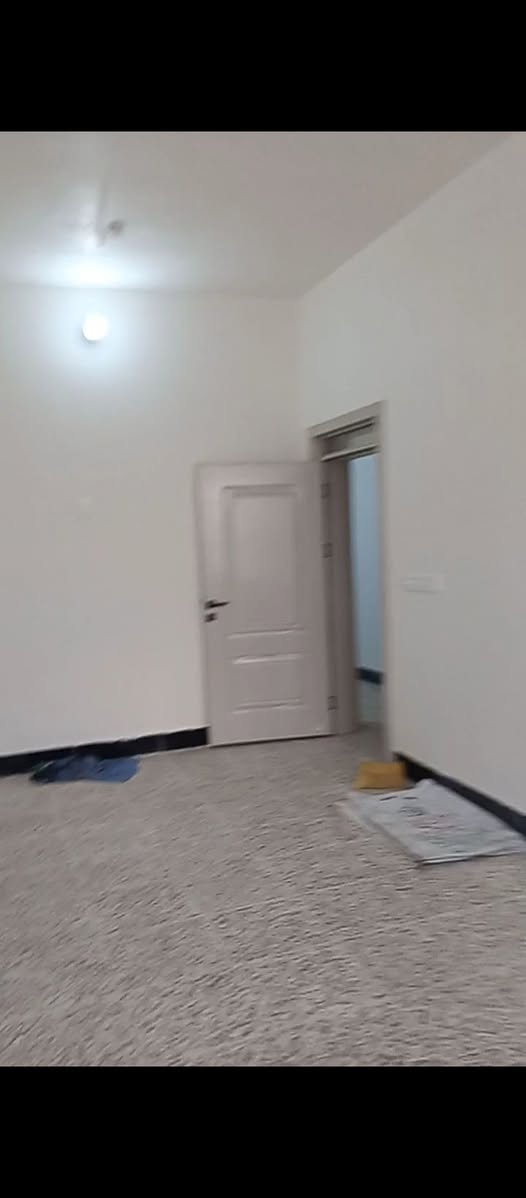 بيت للايجار  ١١٥ متر حي الرساله  توني كملته درجه اولى  

‏‪***********‬‏
