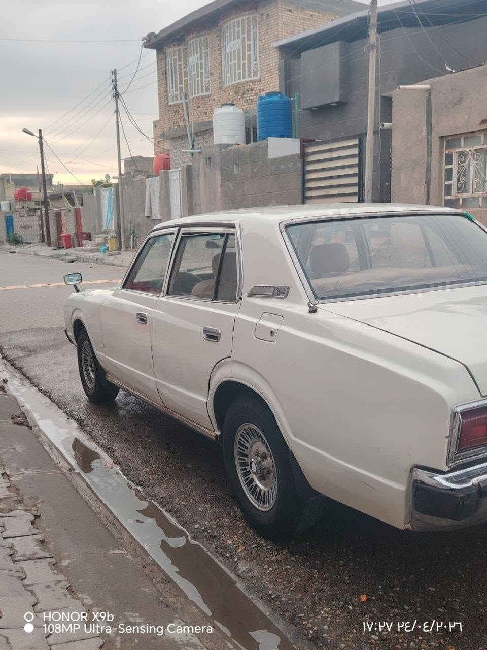كراون 78معمره كلش حلوه كير مكينه حداده باتري  وين متريد اطلع بيه
بسمنه رقم نينوى مشروع  وطني بي مكان تتحول 
       المكان البصره القرنه ***********
                  السعر 32
