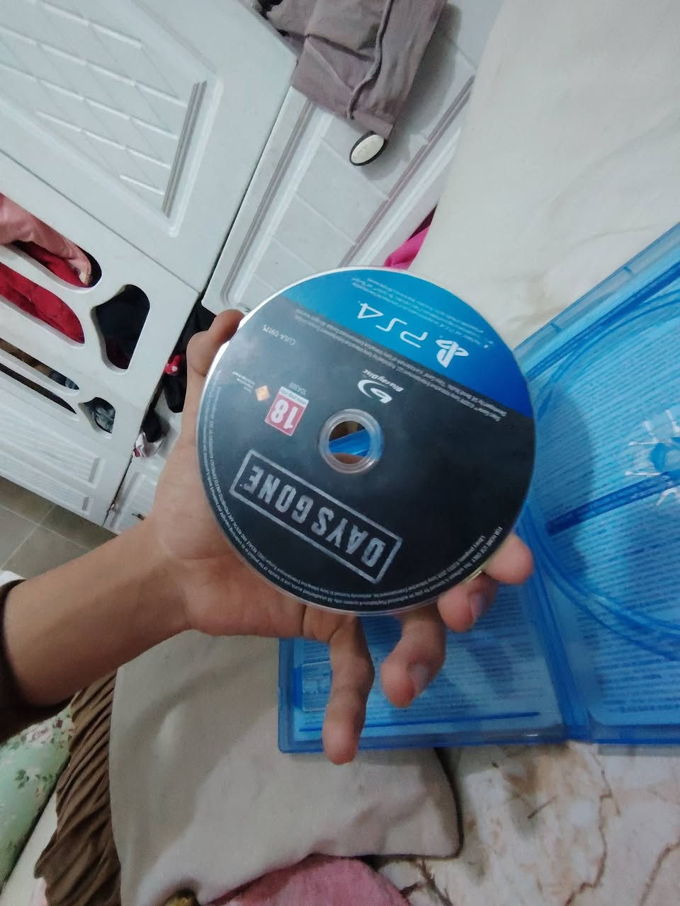 قرص لعبه DAYS GONE لعبه عالم مفتوح زومبي القرص اخوه الجديد ولاشخطه بي أي مشكله بي راجع استخدام قليل تشتغل البلى فور وفاي سعر الجديد 40 الف
سعرها ١٥ الف توصيل متوفر لجميع الحافظات 5


**إذا كنت صاحب هذا الإعلان وتريد حذفه لأي سبب، رجاءا أرسل رسالة إلى الدعم الفني**