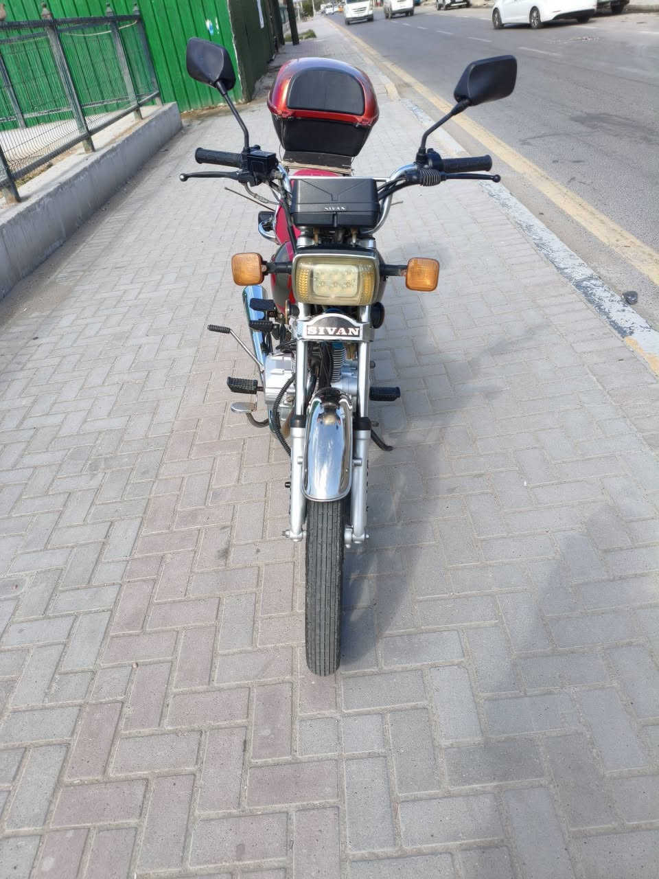 دراجه سيفان للبيع مامفتوح برغي واحد من المحرك مكفوله كفاله عامه اوراق موديل 2021 مكاني الدوره ابو دشير ***********////***********
