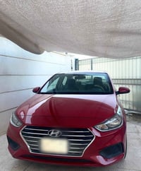 هونداي اكسنت للبيع موديل 2022 وارد امريكي حادثها مبين بالصور بدون ايرب...