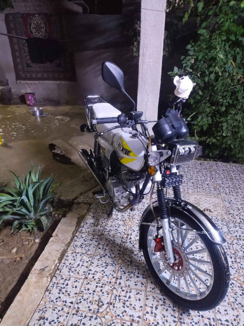 سلام عليكم سونك للبيع كفاله عامه 2025 أوراق كامله واصوليه أوراق معرض موجود الاستفسار ***********
